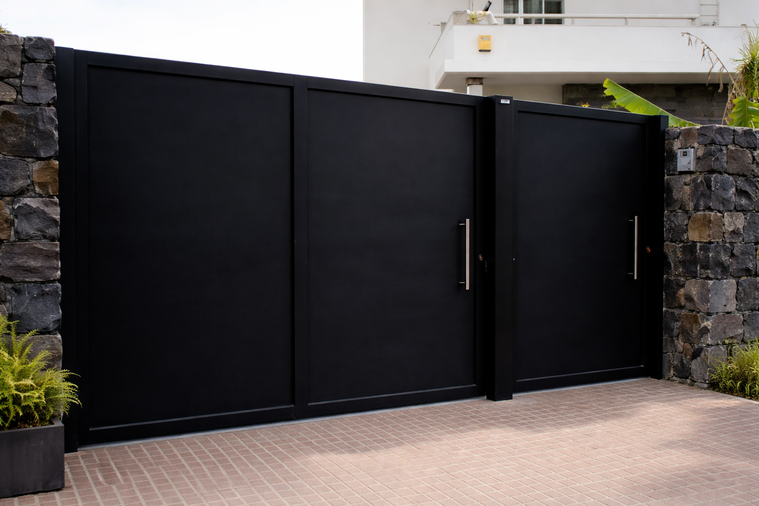 puerta automática batiente garaje