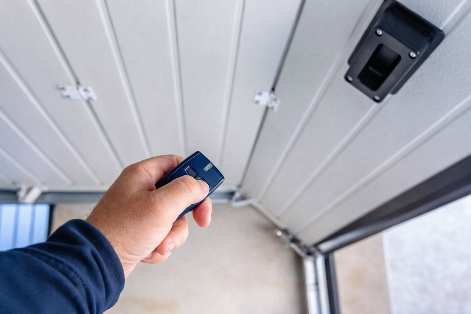 mando puerta automática